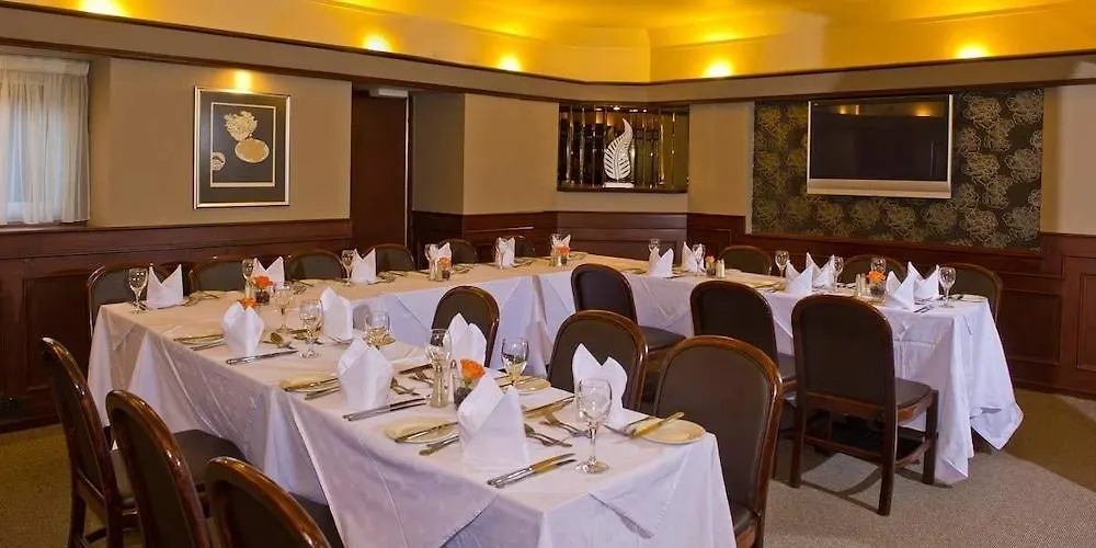 Brentwood Aberdeen City Centre 3*,
